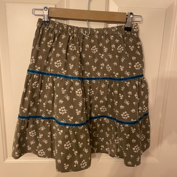 Girls Mini Boden skirts size 7-8 and 9-10 - Picture 2 of 5